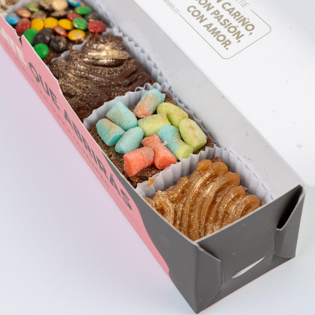 Caja x 5 Mini Brownies con Toppings a elección _2
