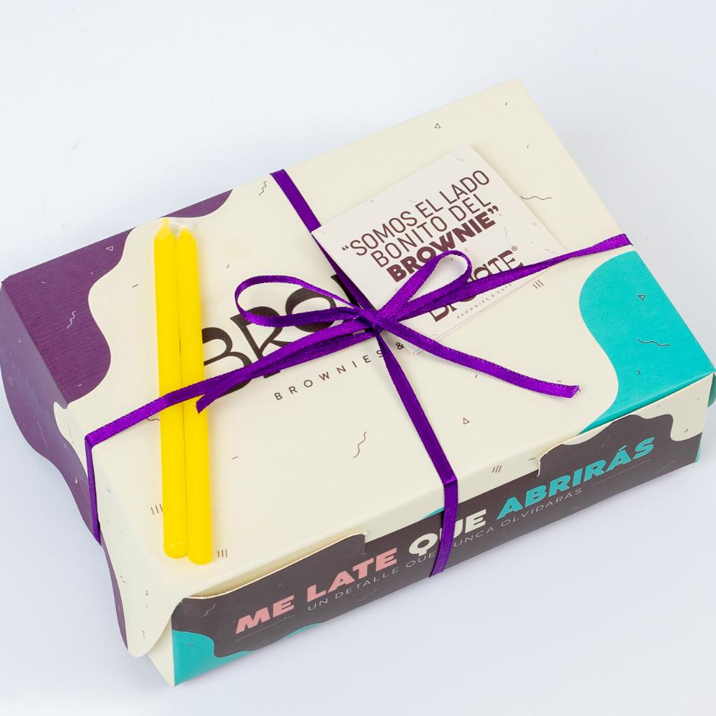 Caja x 6 Mini Brownies con Toppings a elección_8